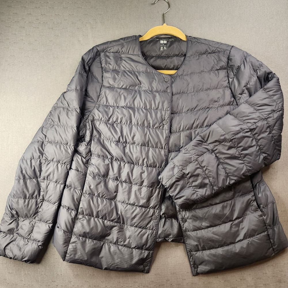 Uniqlo Ultra Light Down Snap Front Jacket Gray Puffer Women XL Base Layer Ski